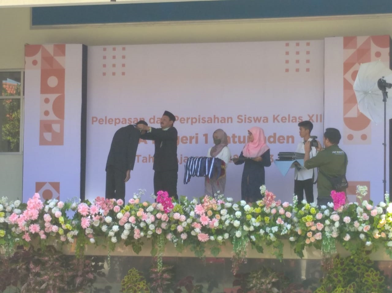 Pelepasan dan perpisahan Siswa SMAN 1 Baturraden tahun Pelajaran 2022/2023