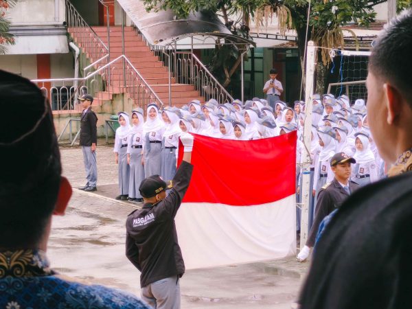 SMA Negeri 1 Baturraden Gelar Upacara Peringatan Hari Sumpah Pemuda ke-98 Tahun 2026
